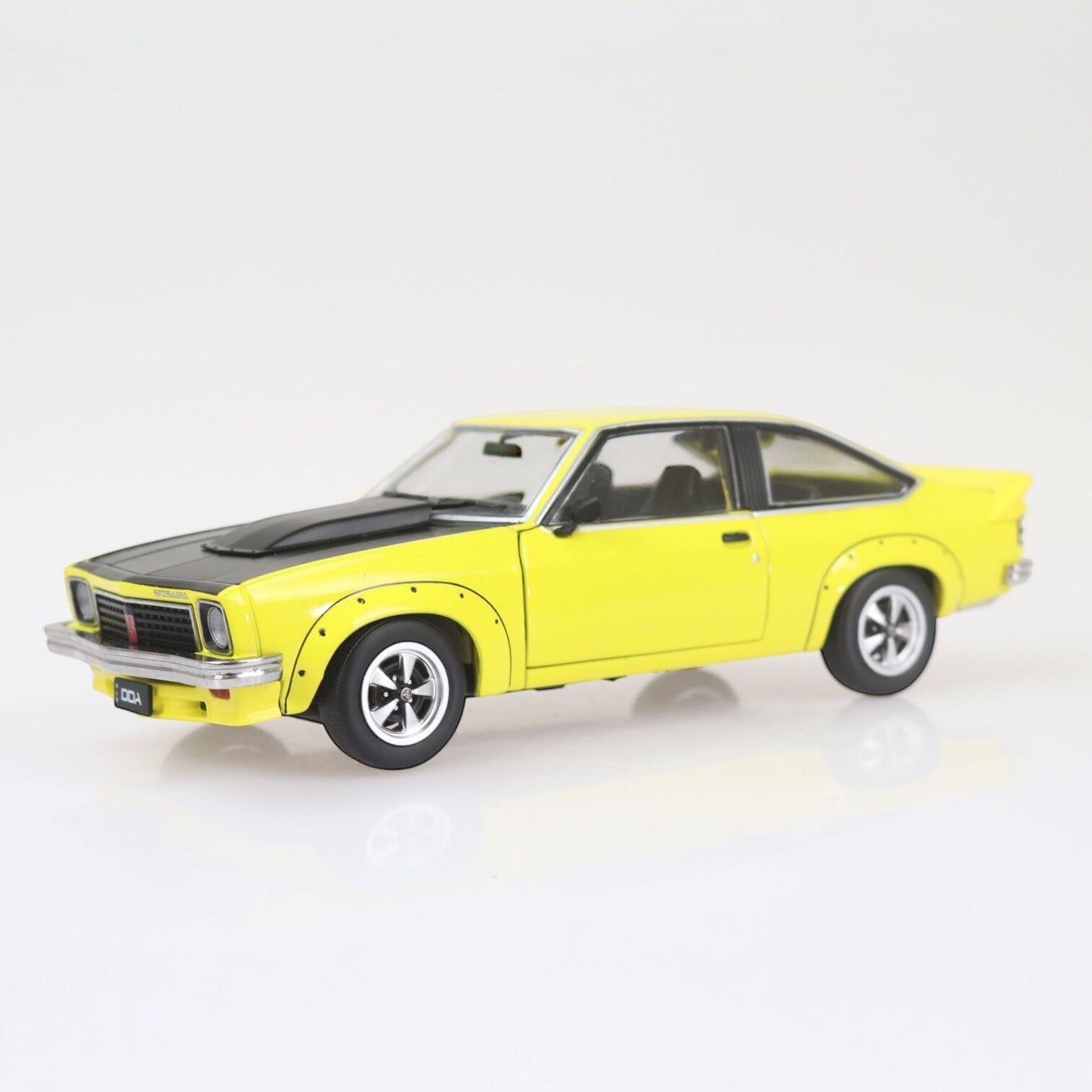 1:24 Scale Holden LX Torana A9X Hatchback Yellow 308 Factory Car DDA